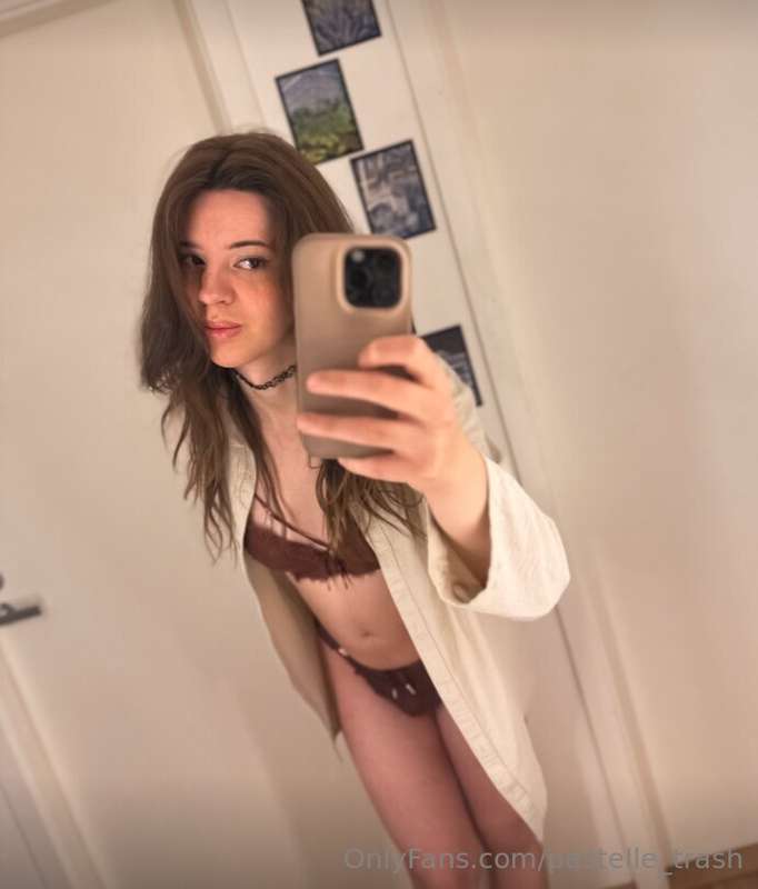 What do you see when you look at me?👅😈