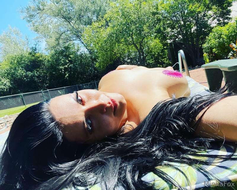 Sexy out door shots in g string and pasties