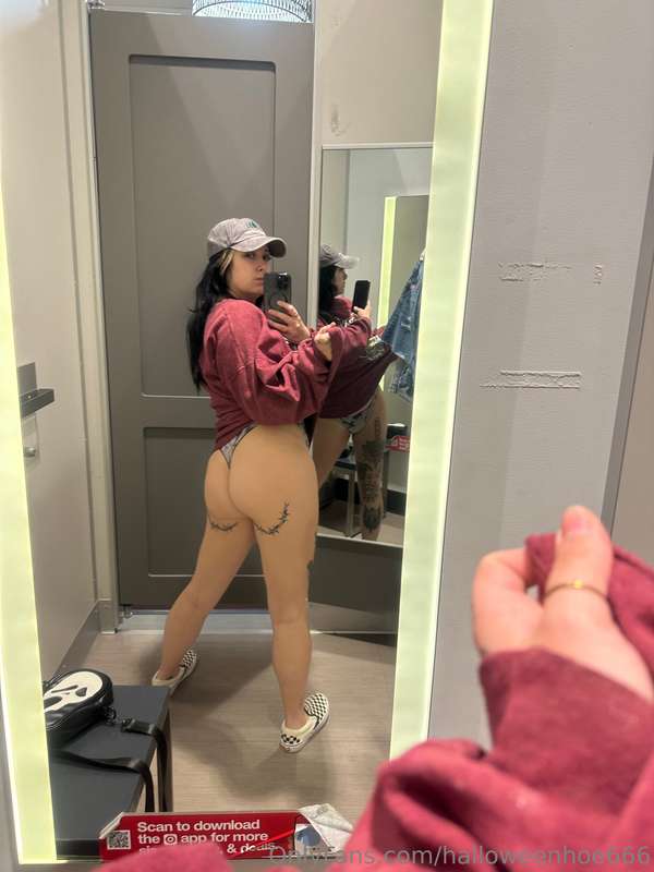 Went clothes shopping today! Thought you’d like these pics i..