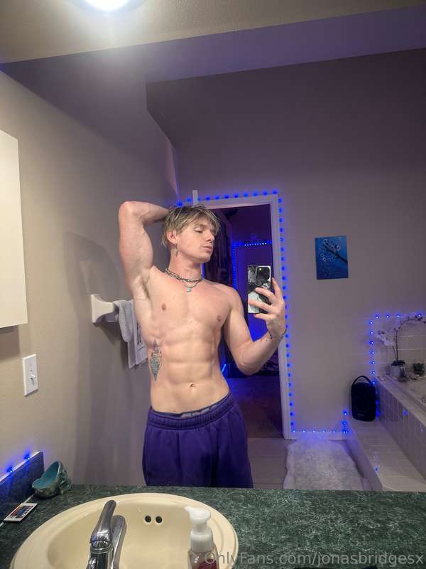 jonasbridgesx