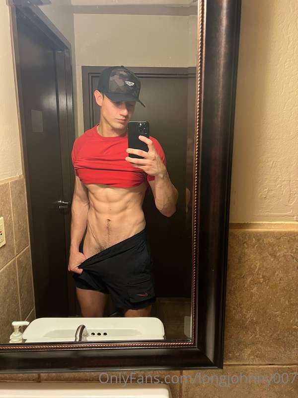 athleticjohnny