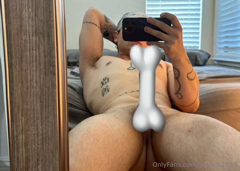 Who can daddy bone 😈🦴😜...

 My EXPLICIT VIP content 🔞▶️ @hey..