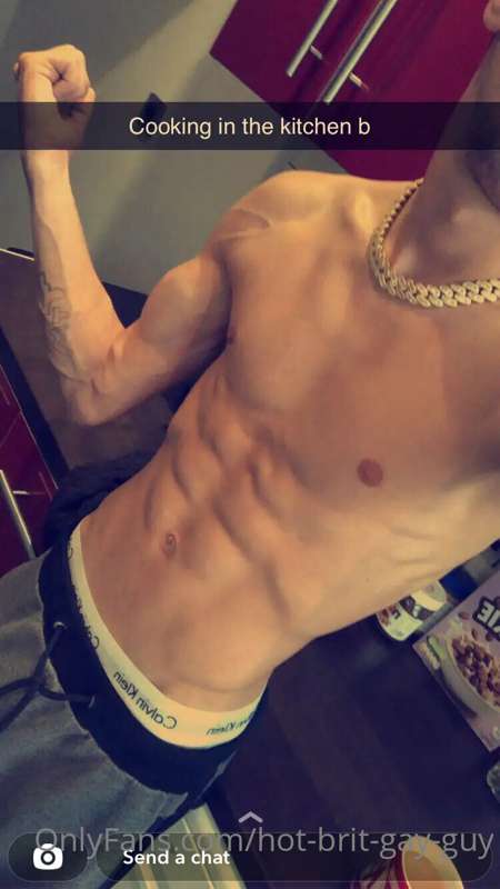 hot-brit-gay-guy