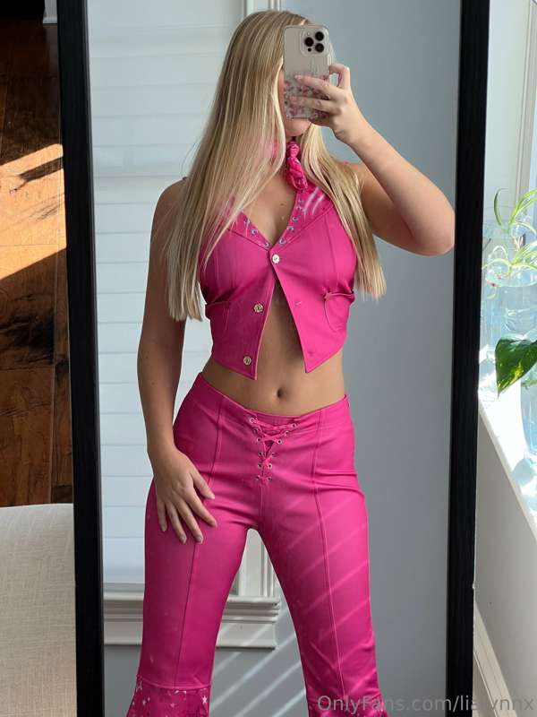 Barbie af 😚🩷Get the full face video if you DM me!