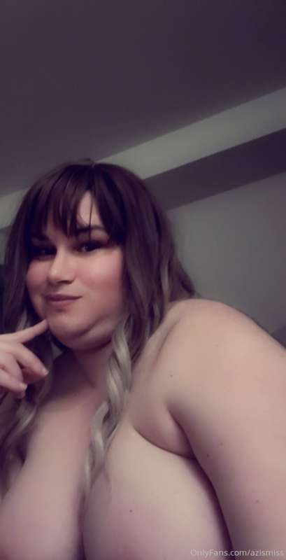 I look fat even without the huge belly 😱
