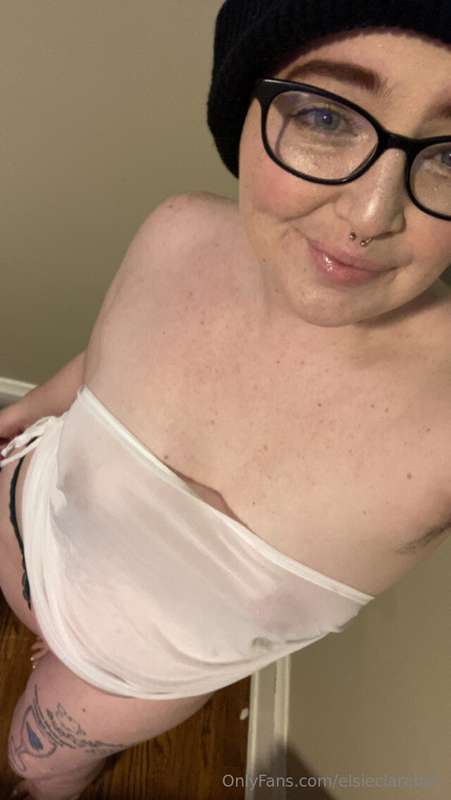 New pics & more @elsievip dont miss any of the fun