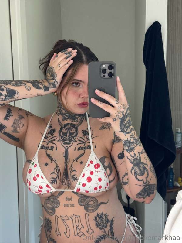 send $10 and I'll go topless for you ;) 🍒 