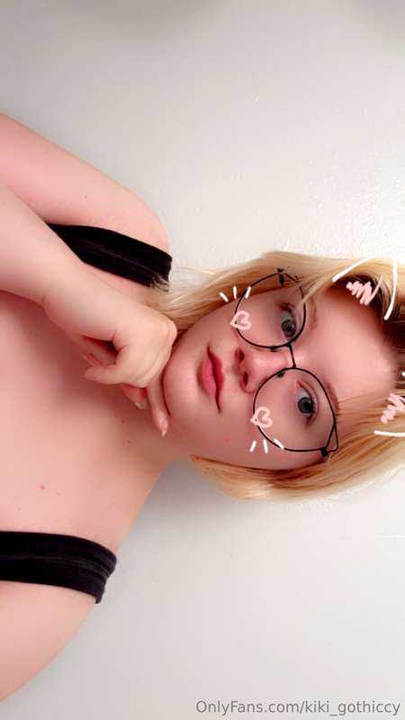 Just a small photo set for a small price!