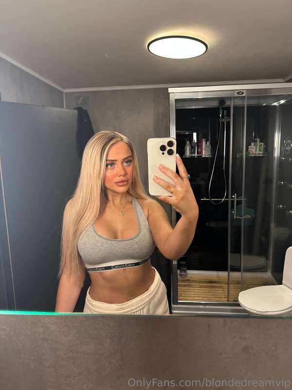 blondedreamvip