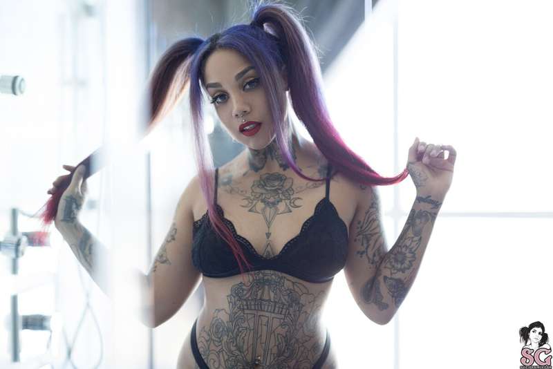 Happy Manic Monday with @lirycsg! Visit her newest member re..