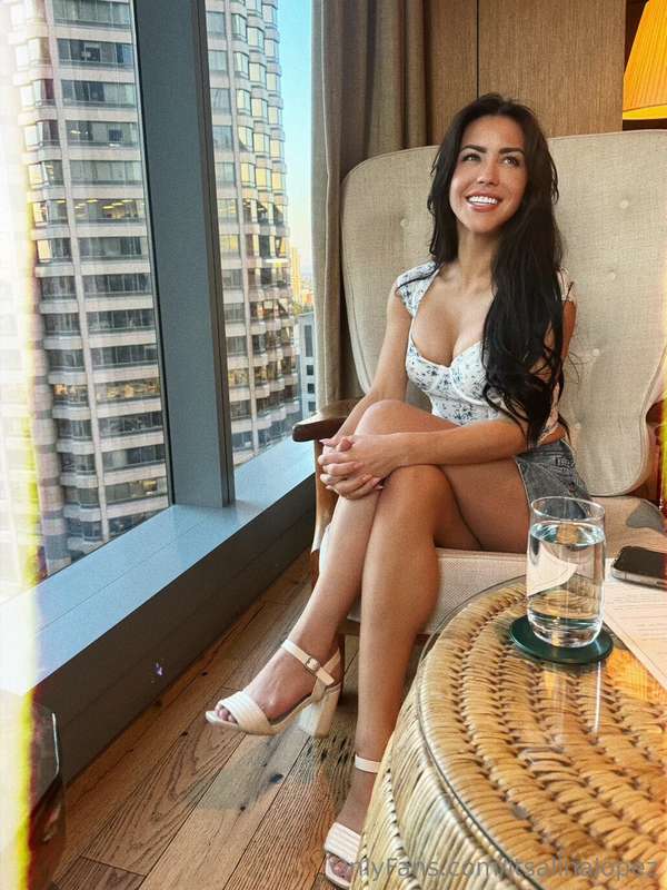 Photo 794 of Alina Lopez on Tocromo
