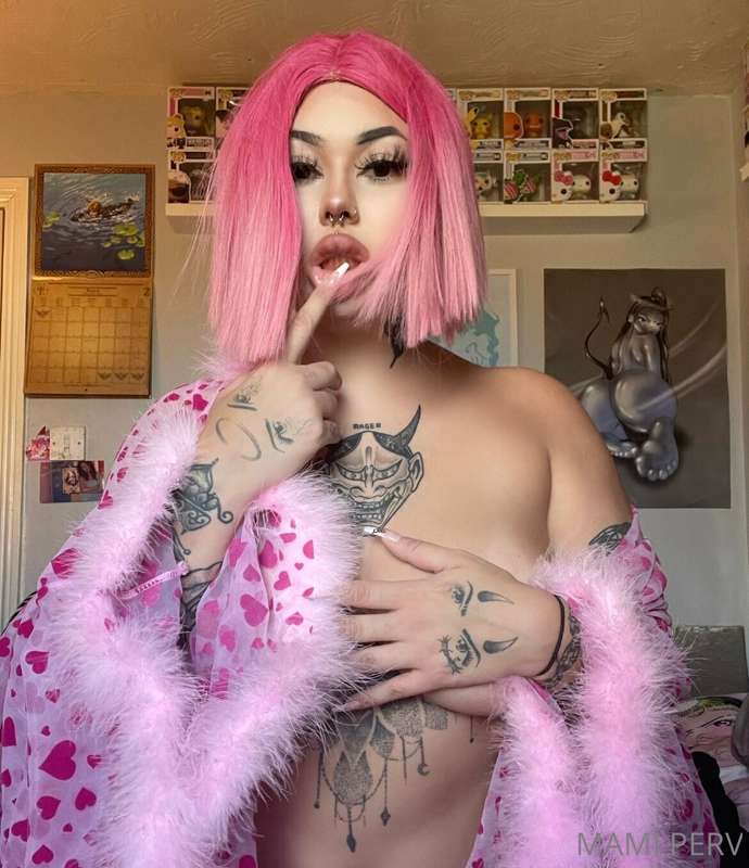 going to be active all dayyy dm me x