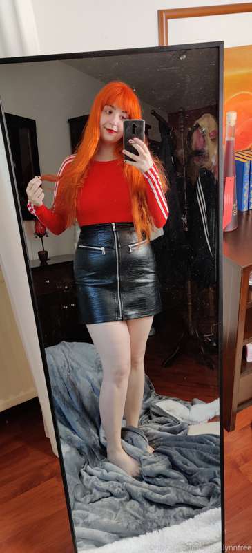 FInally got my new hair colour, love it.
