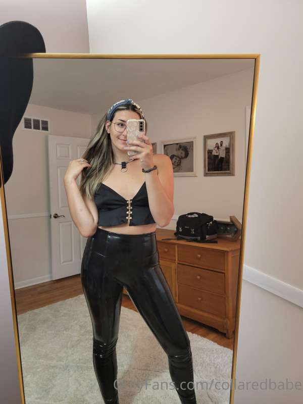 collaredbabe image #3