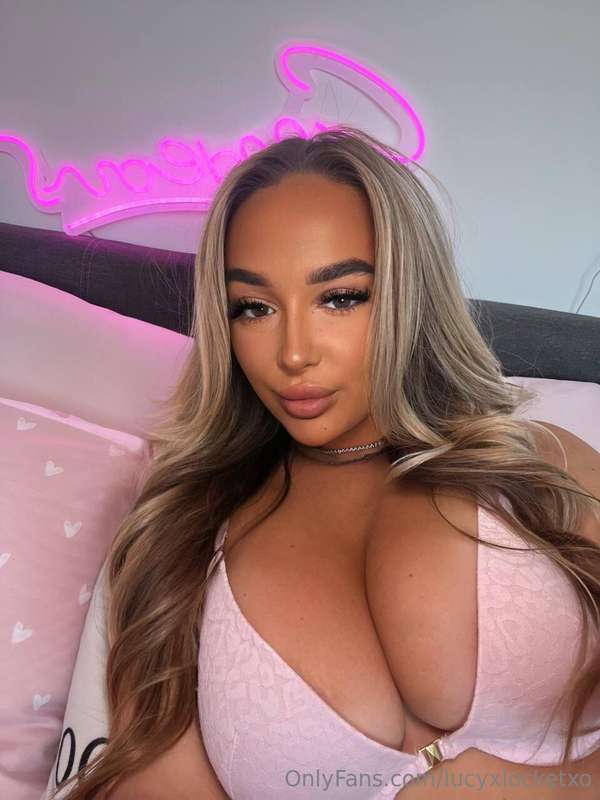 lucyxlocketxo