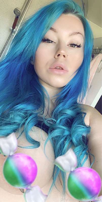 bluecandyslut