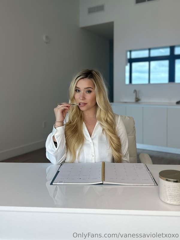 Vanessavioletxoxo