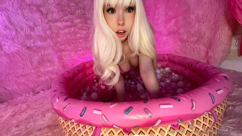 Kenzie Reeves 在 Tocromo 的第 933 張照片