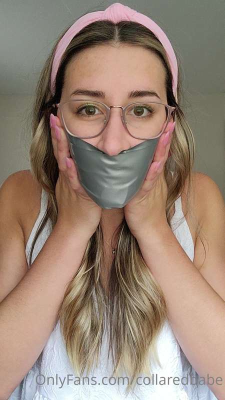 collaredbabe image #1