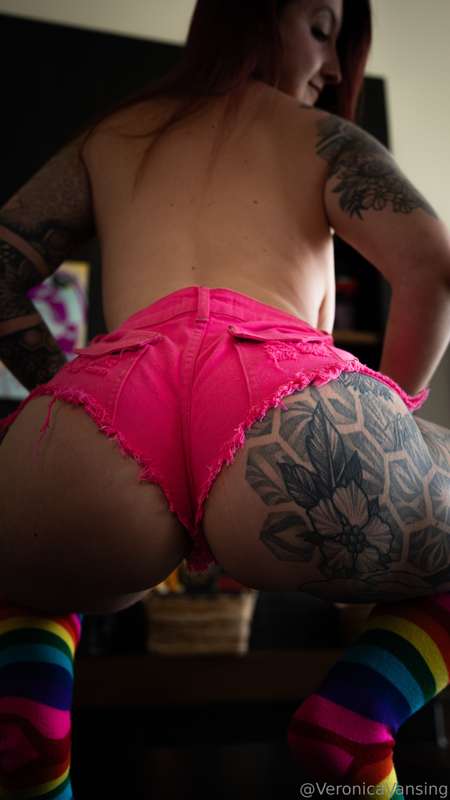Bet you wanna grope it… don’t you? 😉