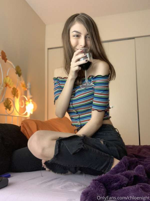 chloenight image #4