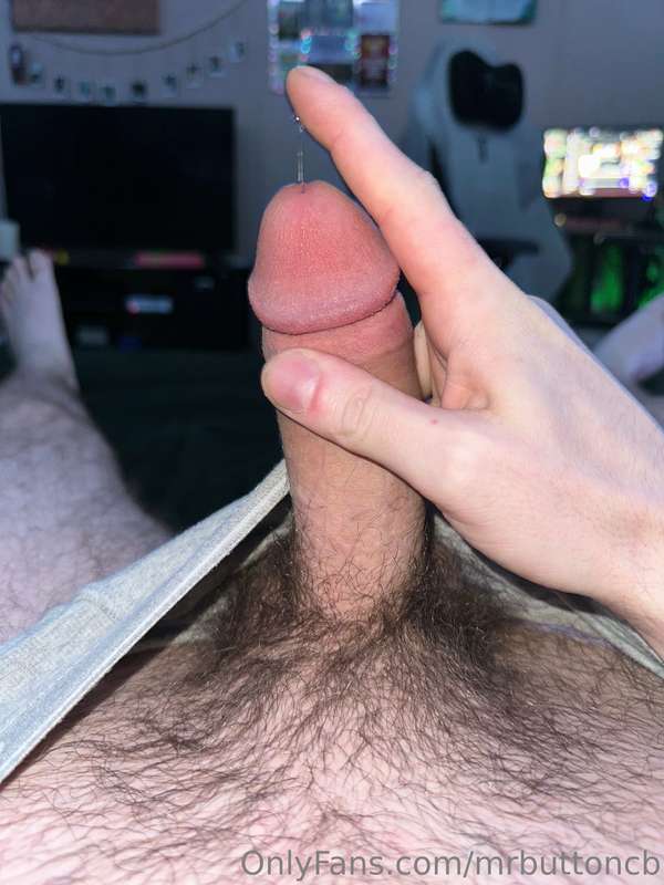 Horny in bed 🥵