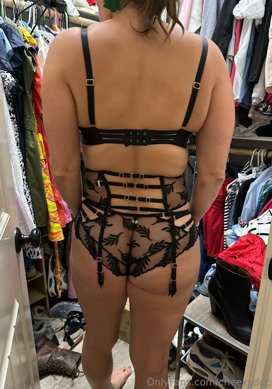 Hmmm, what should I wear with this outfit?