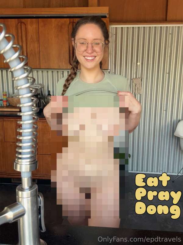 Heres some naked dishes for you 😉. Watch me strip down as I ..