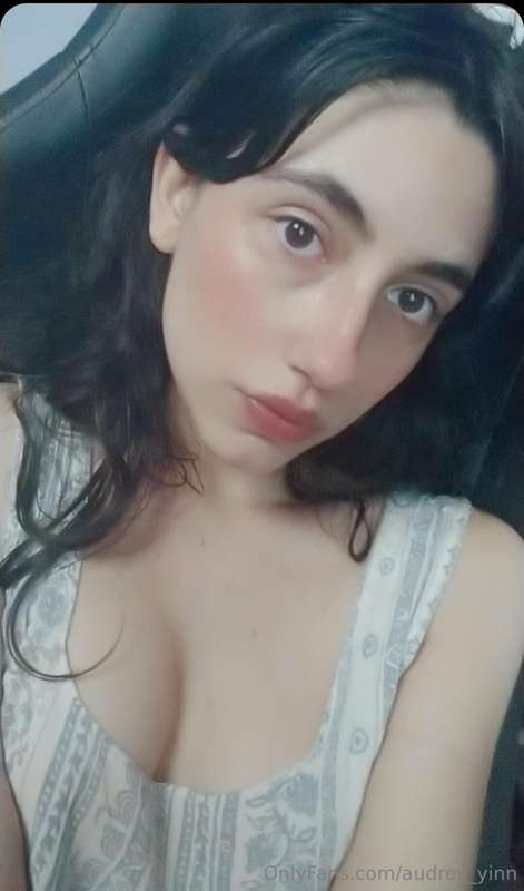 passa pro lado pra ver meus peitos ❣️