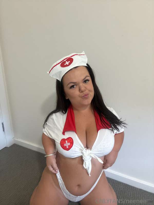 the doctor is ready to see you 👩🏽‍⚕️🩺