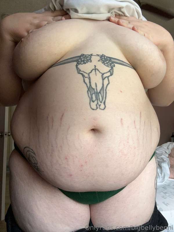 bigbellybenni