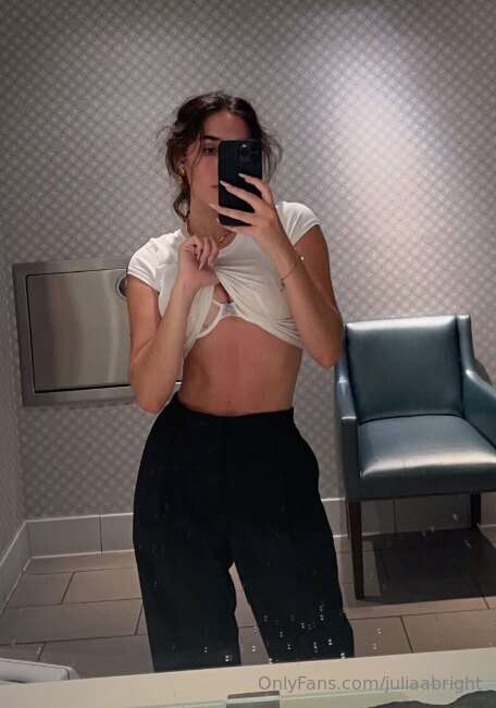 juliaabright
