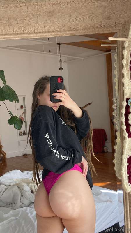 How many times a day would you spank me? Would you be able t..