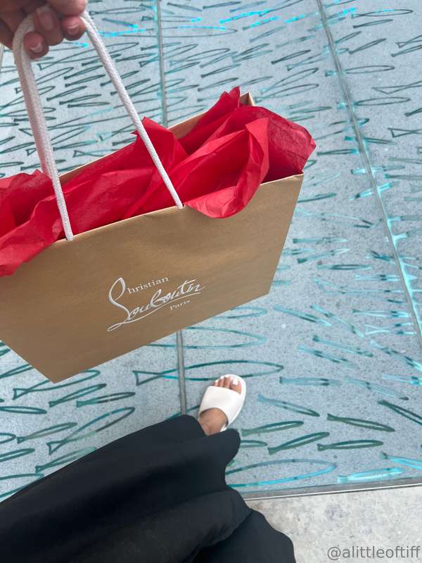 Got my first pair of red bottoms today thanks to a very gene..