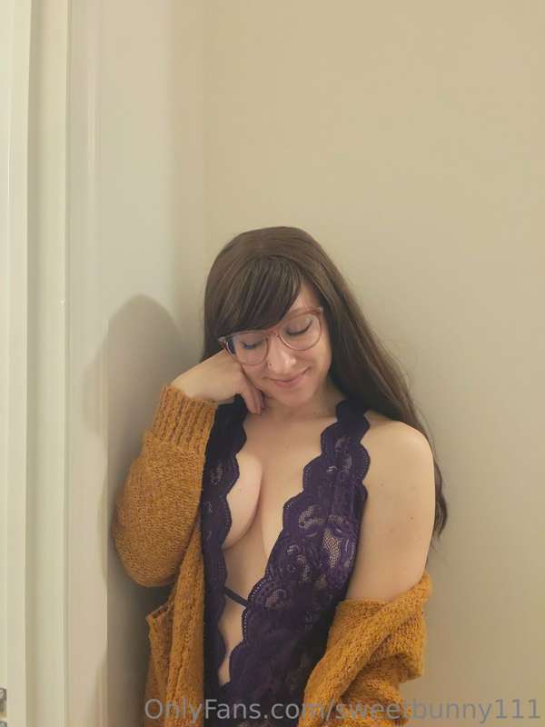 Shy bunny 😇🥰