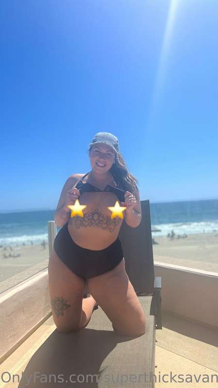 Flashing titties at the beach. 😛 Do you think anyone saw? 

..