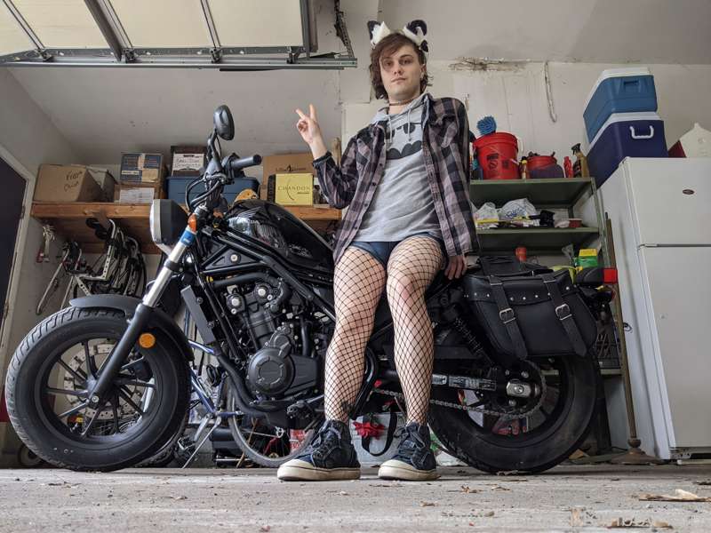 SFW post. I just think these pics are really cute