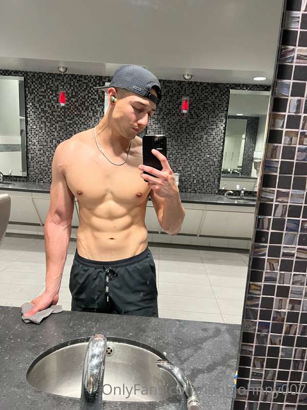 athleticjohnny