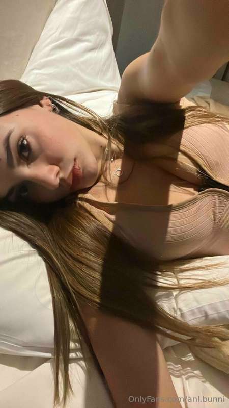 Pillow talk time! 💬 What's on your mind tonight?