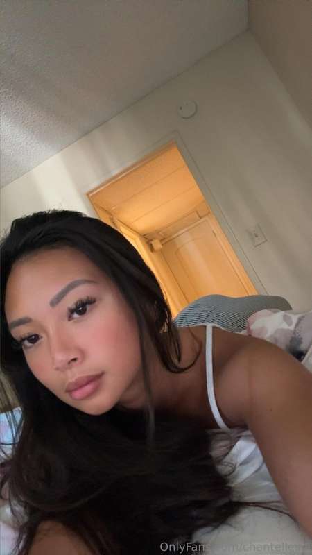a look that feels like a dare 😉