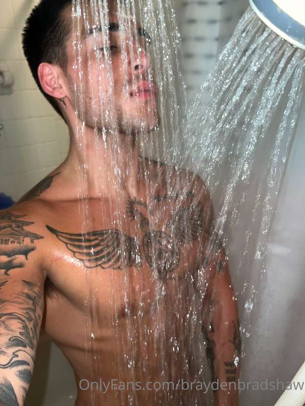 would you join me in the shower?💦
