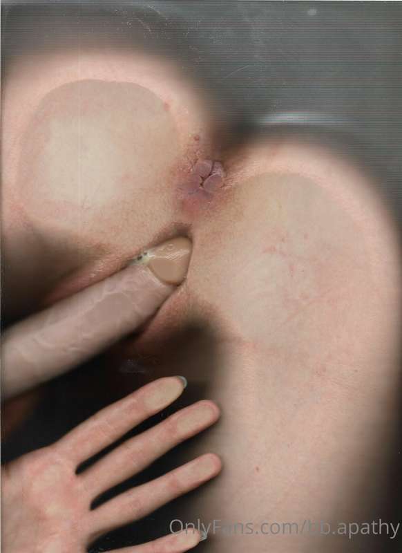 bb.apathy image #3