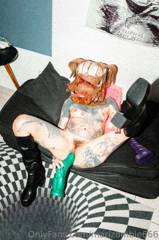marizombie666 image #2