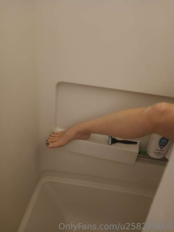 Shaving... Want to see more?  DM me, hun