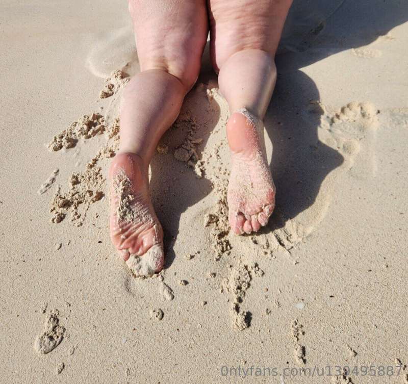 foot-mistress-miss-b