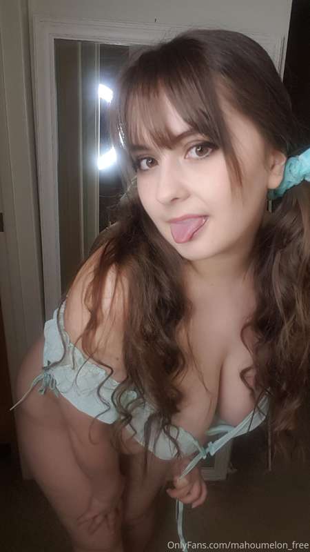 Welcome to my free OnlyFans. You'll find all my PPV content ..