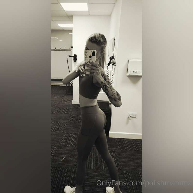 Gym selfie 💞🍑