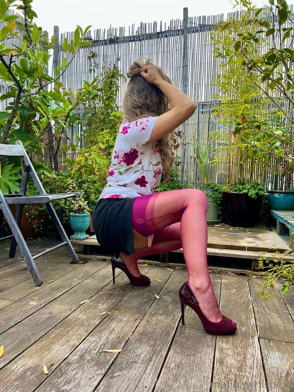 Let’s end the month in stockings and tomorrow I will share m..