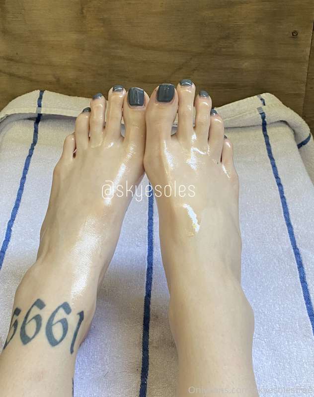 i need $60 to get a new pedi! tip to help me reach my goal 🥺..