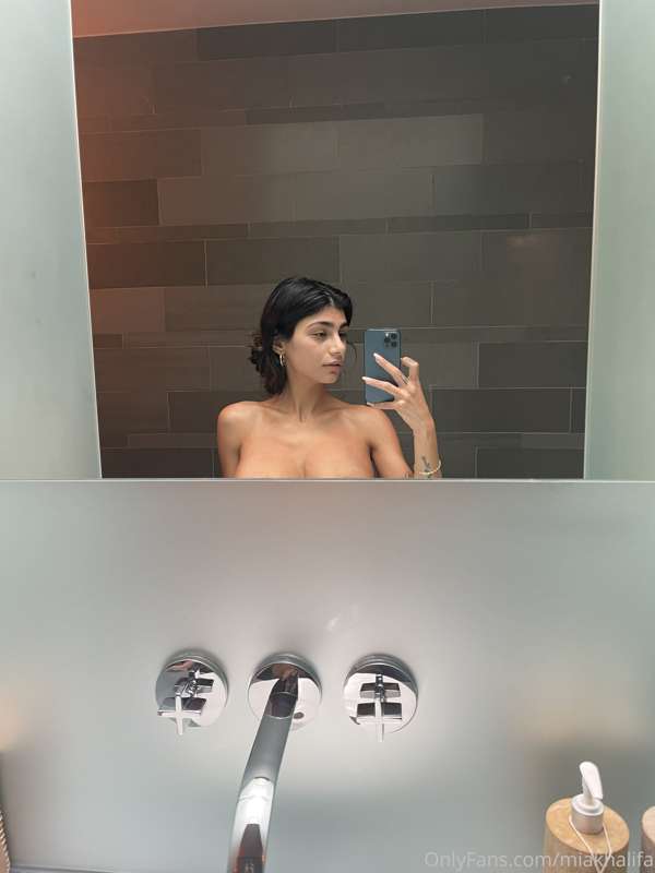 Foto 208 de Mia Khalifa en Tocromo